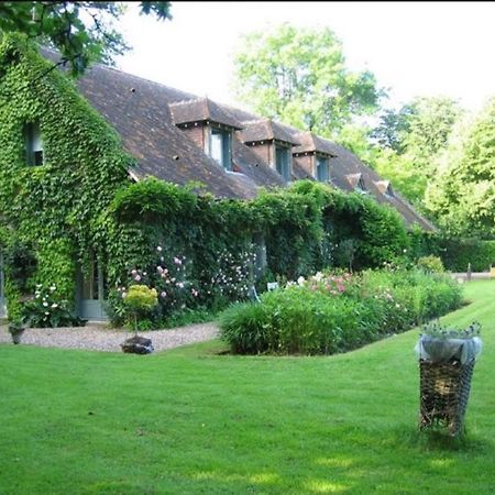 Logis De La Paqueraie Bed and Breakfast Saint-Branchs Εξωτερικό φωτογραφία