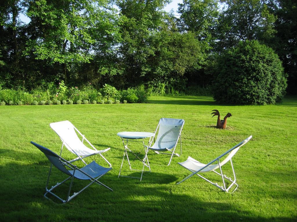 Logis De La Paqueraie Bed and Breakfast Saint-Branchs Εξωτερικό φωτογραφία