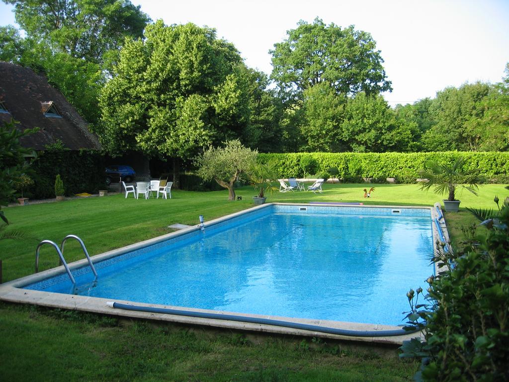 Logis De La Paqueraie Bed and Breakfast Saint-Branchs Εξωτερικό φωτογραφία