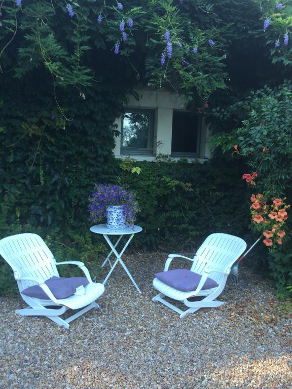 Logis De La Paqueraie Bed and Breakfast Saint-Branchs Εξωτερικό φωτογραφία
